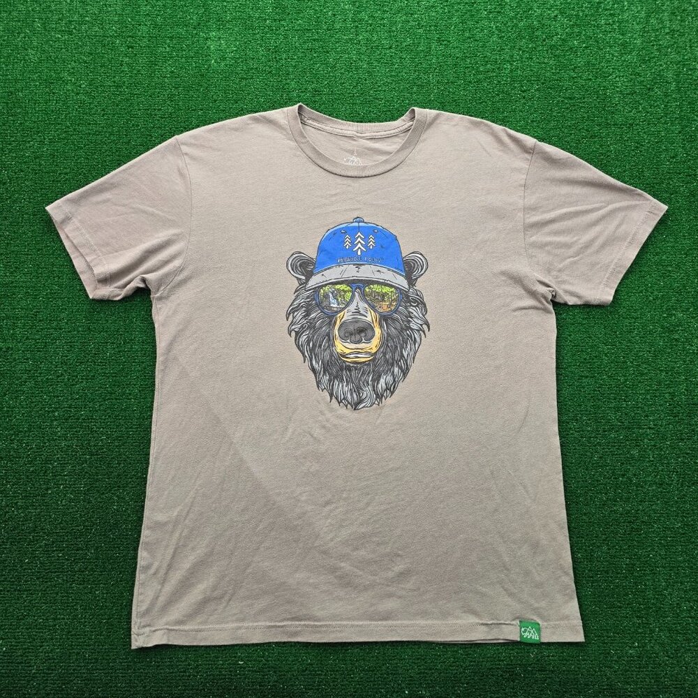 Wild‎ Tribute Tshirt Mens Large Short Sleeve Graphic Bear Hat Outdoors Casual